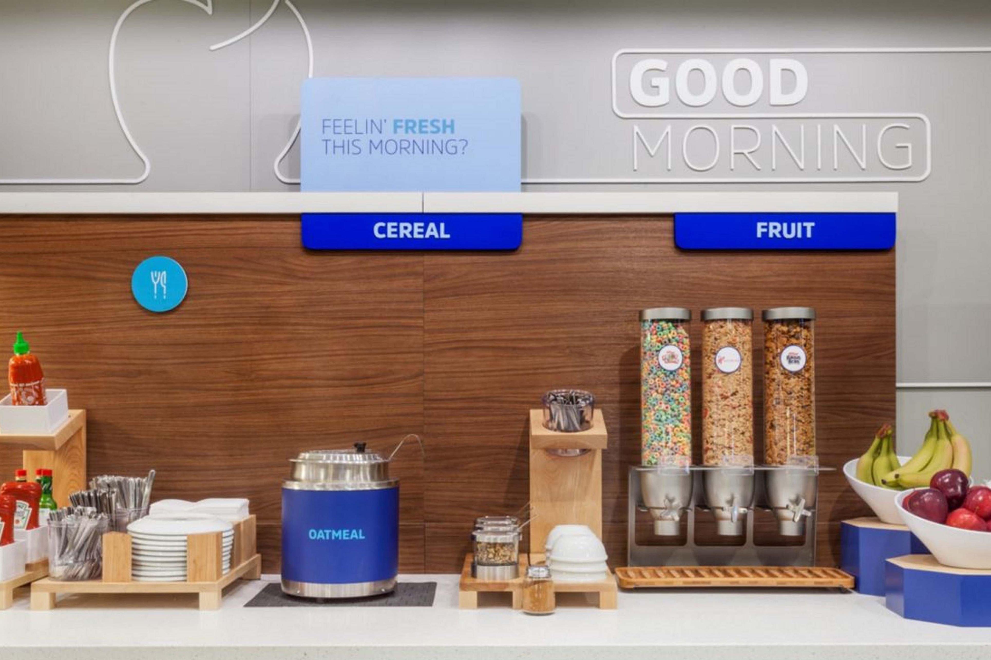 Holiday Inn Express Hotel & Suites Wichita Northeast By Ihg エクステリア 写真